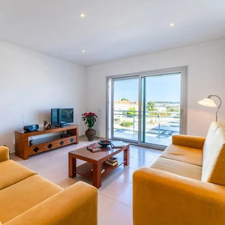 G At Bela Baia Salir Appartement