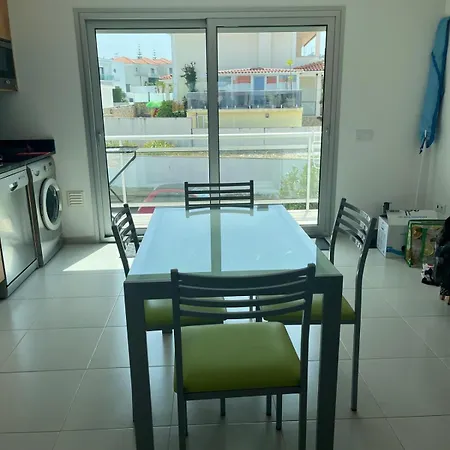 G At Bela Baia Salir Apartment
